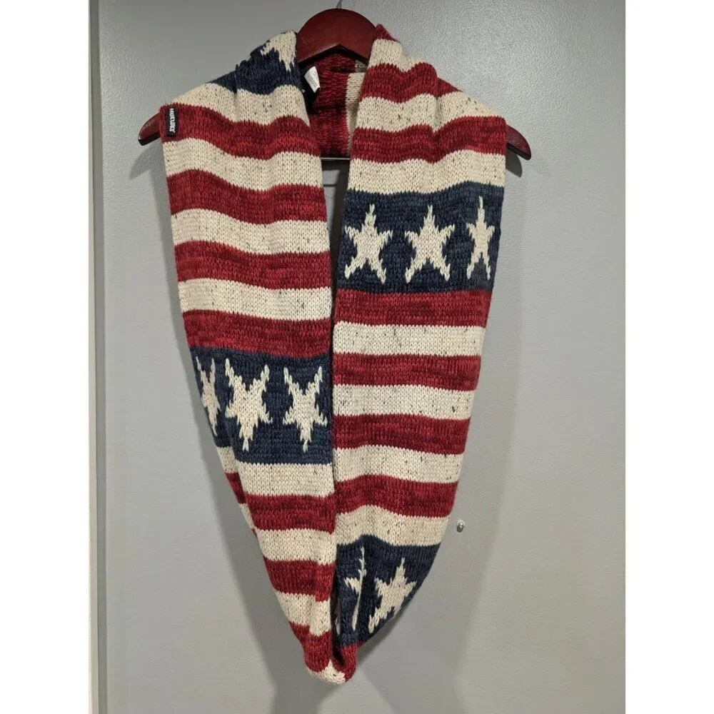 MUKLUKS American Flag Infinity Sweater Scarf Red Blue Stars Stripe Patriotic